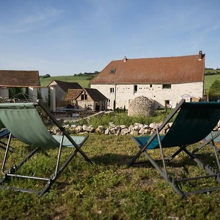 Les Bories En Champagne Villa Montlevon Bagian luar foto