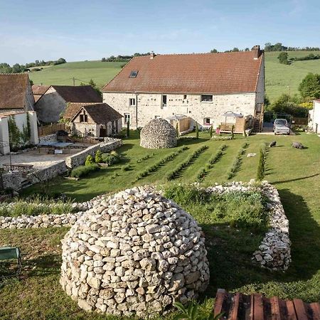 Les Bories En Champagne Villa Montlevon Bagian luar foto