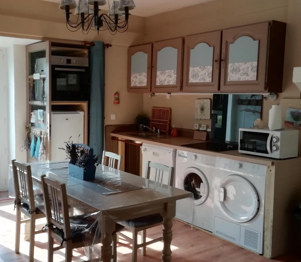 Les Bories En Champagne Villa Montlevon Bagian luar foto