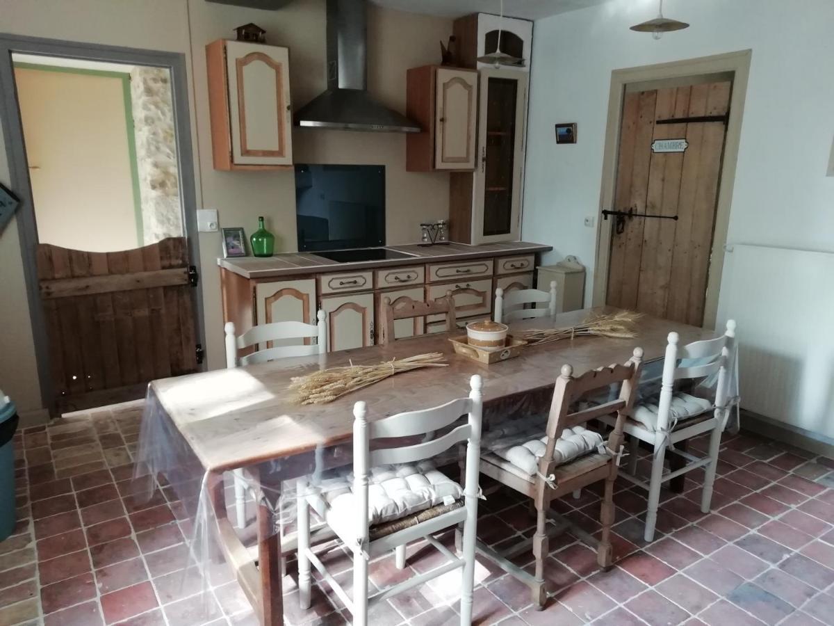 Les Bories En Champagne Villa Montlevon Bagian luar foto
